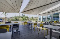 Hotel ParKest Hotels in Chassieu