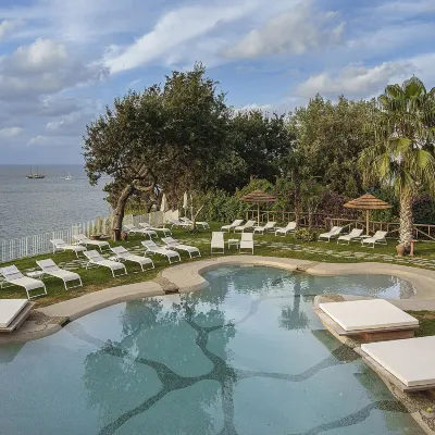 Hotel Continental Mare Các khách sạn gần Spiaggia Degli Inglesi