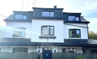 Large Group House with Welness Equipment & Swimming Pool Near Malmédy