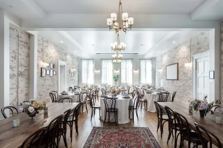 The Holbrooke Hotel Отели в г. Колфакс