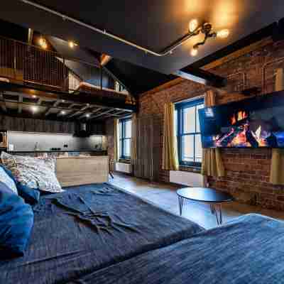 The Loft Sasco Apartments Rooms