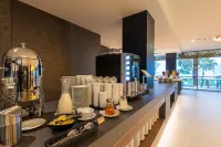 Hotel Helikon - breakfast