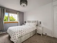 Centrally Situated 1 Bedroom House in Cumbernauld Hotels in Cumbernauld