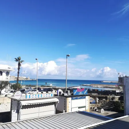 Casa Vanessa Modern One-Bedroom Apartment with Sea View in Central Otranto