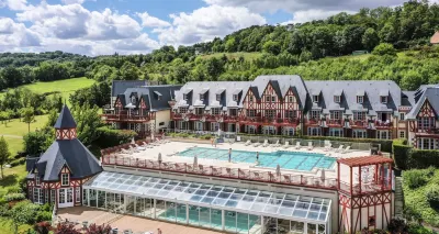 Residence premium Residence et Spa Hotels in Cabourg