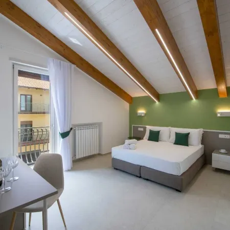 Rossy Palace Amalfi Coast Suites