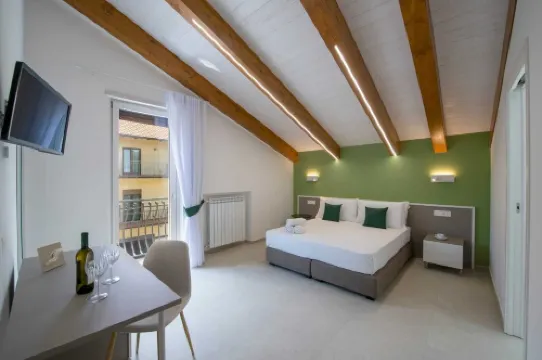 Rossy Palace Amalfi Coast Suites