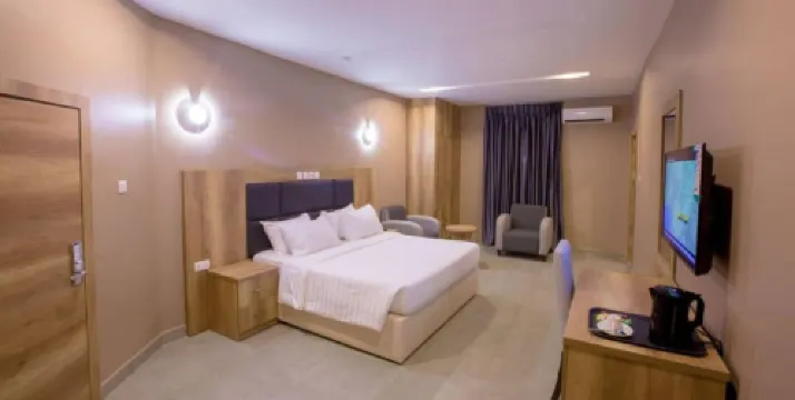 Ivana Residence Apartments and Suites