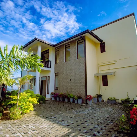 Hill Paradise Hanthana