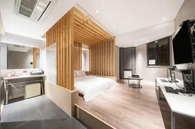 Hotel Myeong Jak Hotels near Suwon Central Baptist Church
