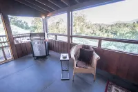 Poppy’s Place Cabin