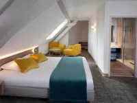 Aux Deux Clefs Hostellerie Groff Hotels in Biesheim