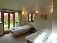 Bed and Breakfast Dunsfold Hotels near Godalming