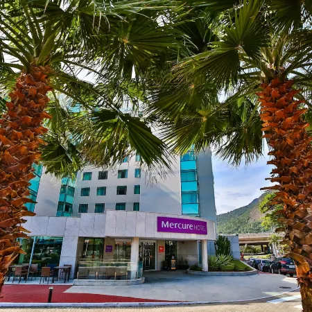 Mercure Rio de Janeiro Barra da Tijuca Отели рядом с достопримечательностью «Пляж Жоатинга»