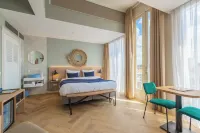 City Hotel Rembrandt Hotels near Central Station Leiden