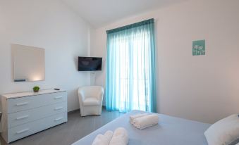 Icaro Apartments with a Beautiful Pool