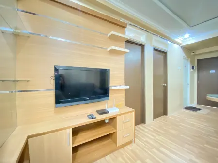 Cozy 2Br Apartment at Suites @ Metro