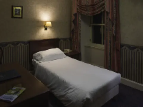 ザ クイーンズ ホテル ラーウィックのホテル