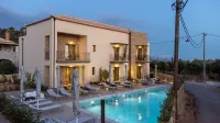 Kannas Mani-Luxury Suites- Adults Friendly 14+ Hotel di Agios Nikolaos
