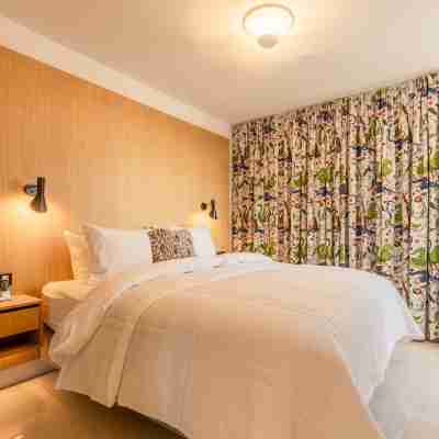 Black Pearl Apartment Hotel Rooms