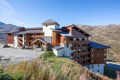 Résidence le Necou - les Ménuires Hotels near Ski Lifts Valfrejus