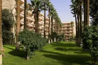 بافيلون وينتر الاقصر Hotels near Aboudy Bookshop