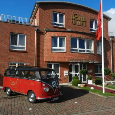 Hotel am Elbufer Hotels near Treppenviertel Blankenese