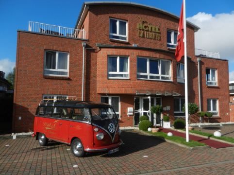 Hotel am Elbufer