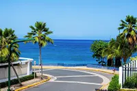 Villa Azure Ocean Suites