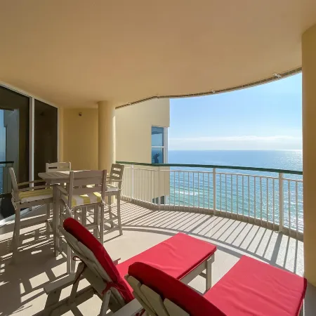 Beach Colony East 15C-Penthouse