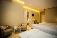 Hotel Valz Hôtels à : Velipoje