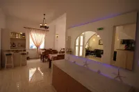 Hotel Zeus - breakfast