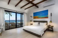 Flamm Residences - Infinity Pools