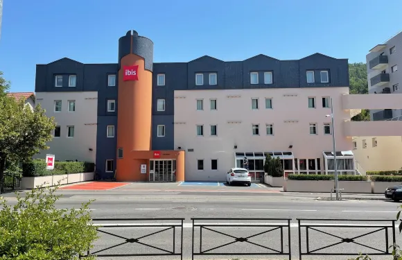 宜必思加普酒店