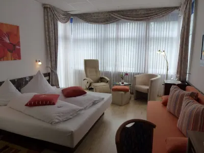 Hotel Wildunger Hof Mit Gemeinschaftsküche Hotel di Reinhardshausen