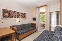 Apartments Stella Plava Laguna فنادق في أوماغ