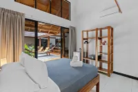 Villa Ave del Paraíso Hotels in Paraiso