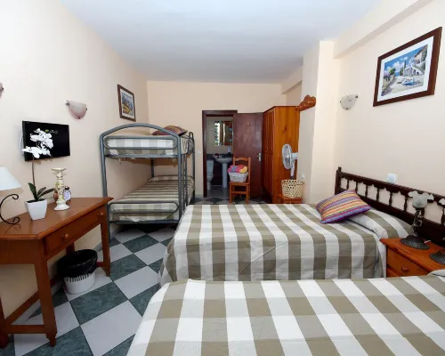 Pensión Aduar Hotels in Marbella