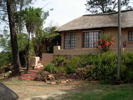 Sterkfontein Heritage Lodge Отели в г. Крюгерсдорп