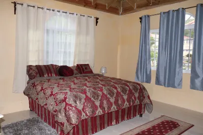 Lagardan Ocean View Hotels near James Bond Beach