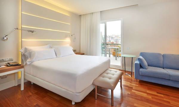 NH Barcelona les Corts