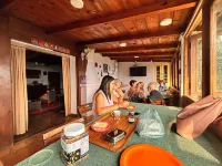 Emerald Trail Hotels in Nainital