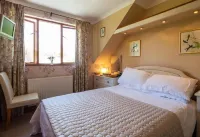 Langdon Farm Guest House Hotels near Folly Farm Adventure Park and Zoo