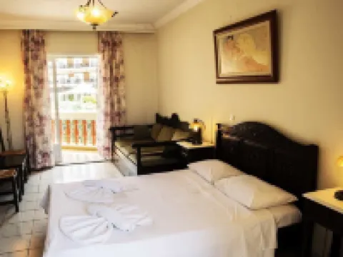 愛琴海酒店 鄰近伊利亞修道院的酒店