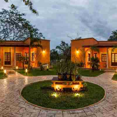 Hacienda Santa Cruz Merida Hotel Exterior