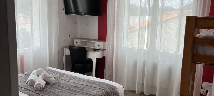 Au Petit Bonheur โรงแรมในวองเด