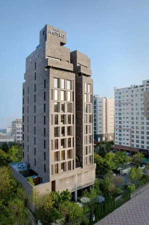 Hotel Museo Cheongju Отели рядом с достопримечательностью «Университет Чхонджу»