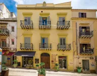 Cantine de Gregorio Suites