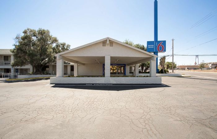 Motel 6 Kingman, AZ - Route 66 West
