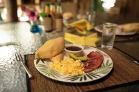 Chan Chich Lodge - breakfast